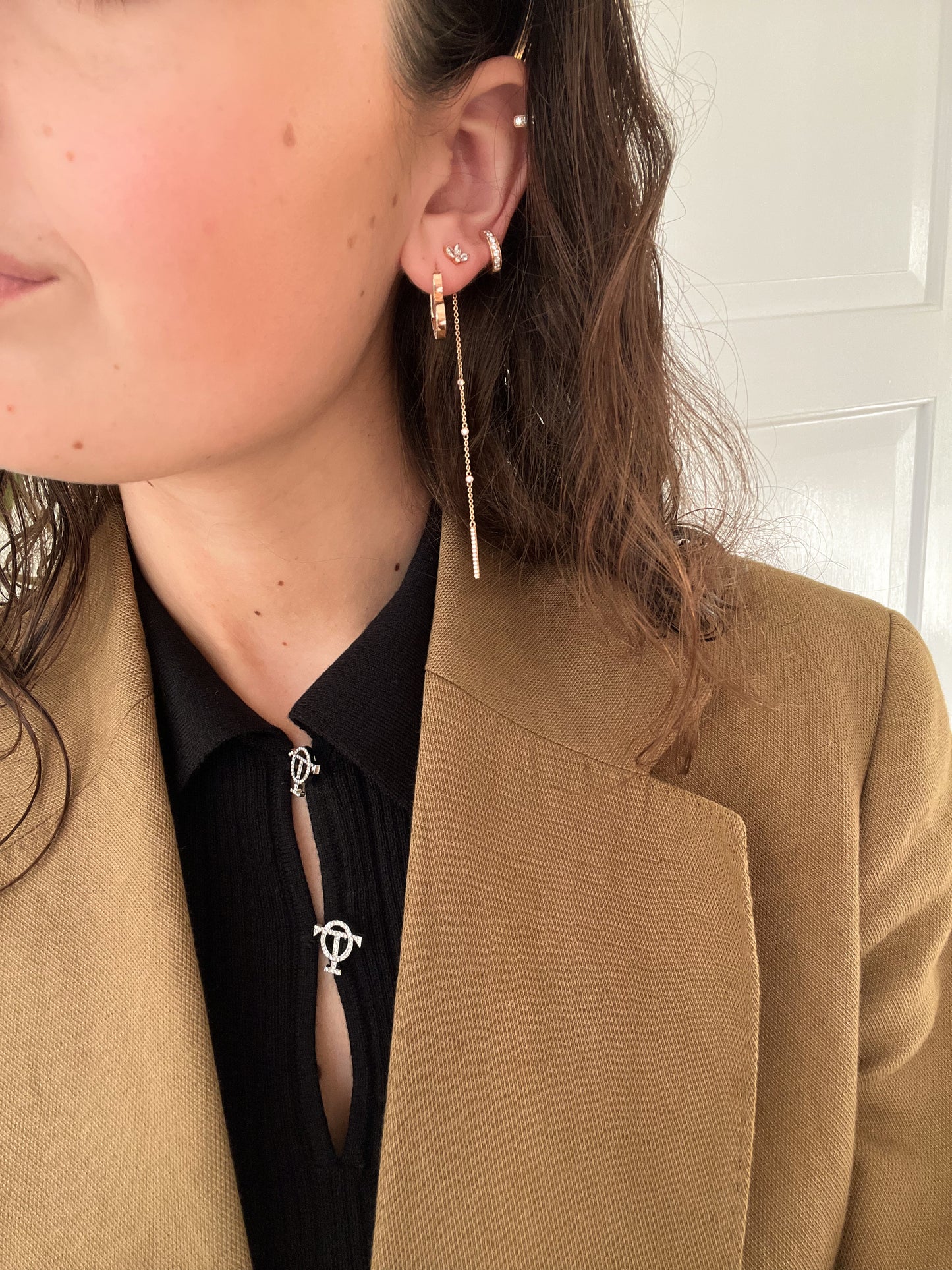 Behind ear chain
